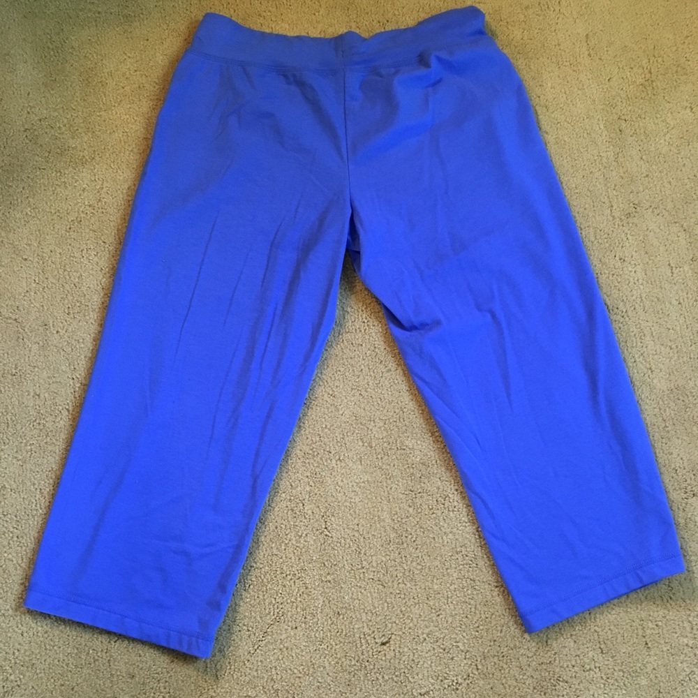 Blue workout Capri - Picture 3 of 3